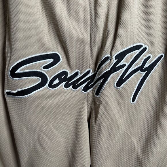 NWT Rod Wave SOULFLY Men’s Beige Shorts Butterfly Embroidered Patches & Logo XXL - Picture 3 of 8